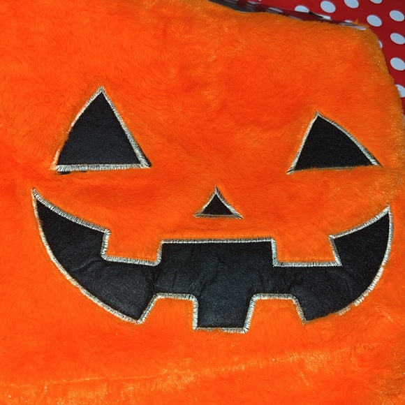 New Seasonal Collection Orange Pumpkin Face Plush Bag 16 x 12 in with Handles - Picture 5 of 5
